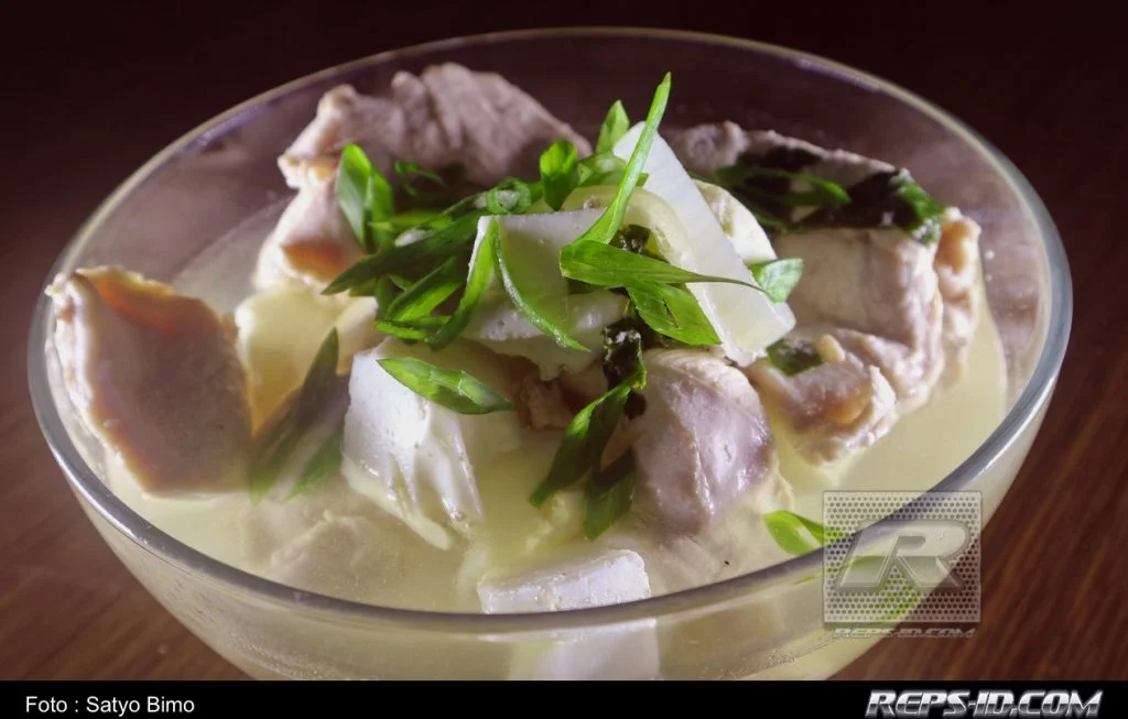 sup ayam putih telur