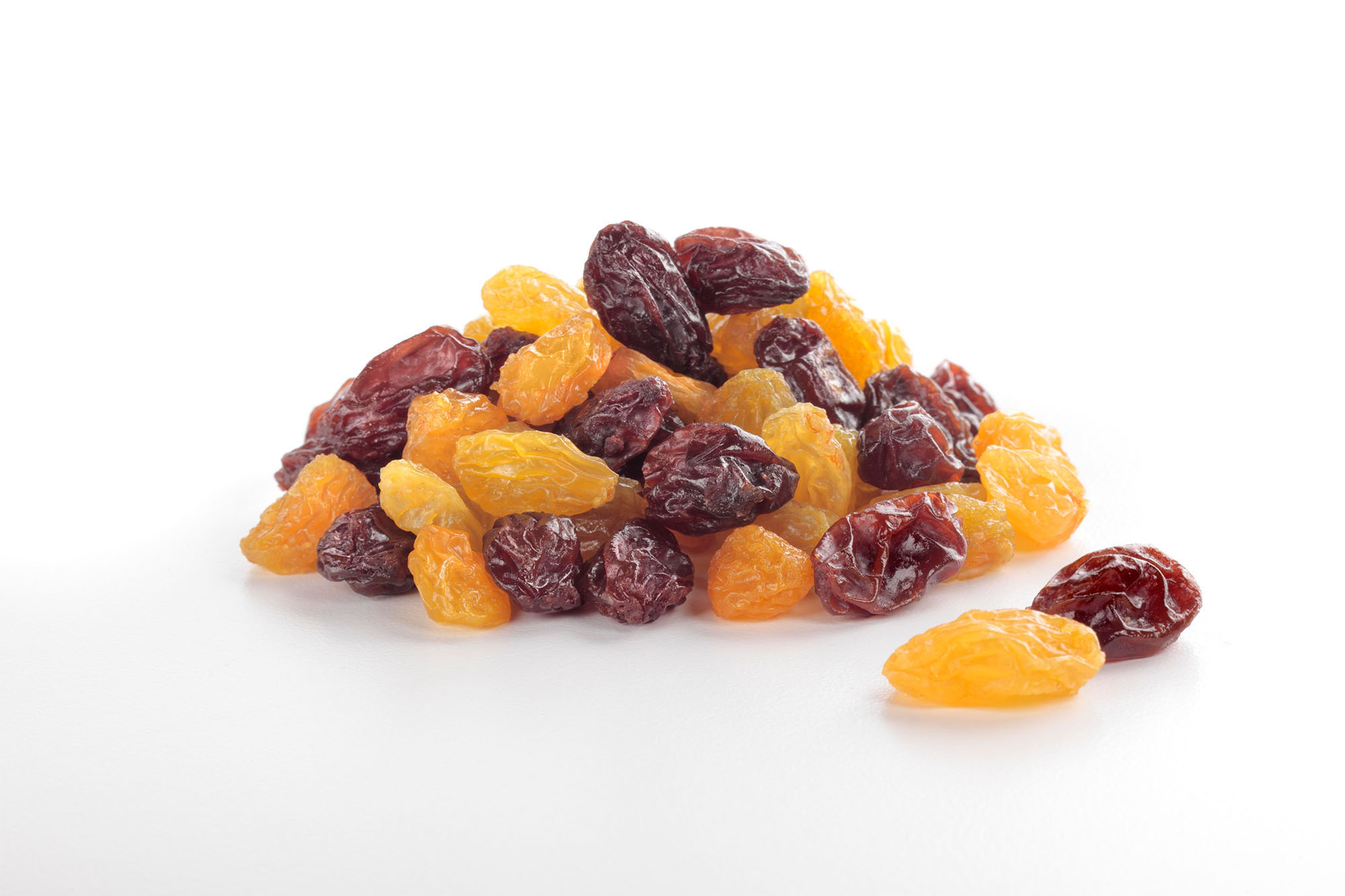 New Study: Snacking on Raisins Controls Hunger, Promotes Satiety