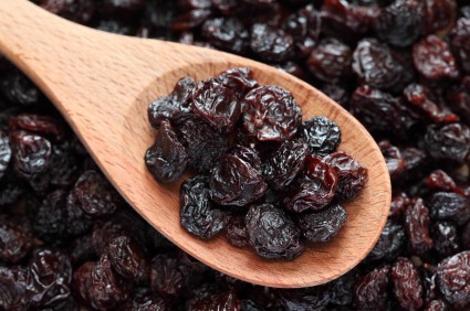spoon-of-raisins